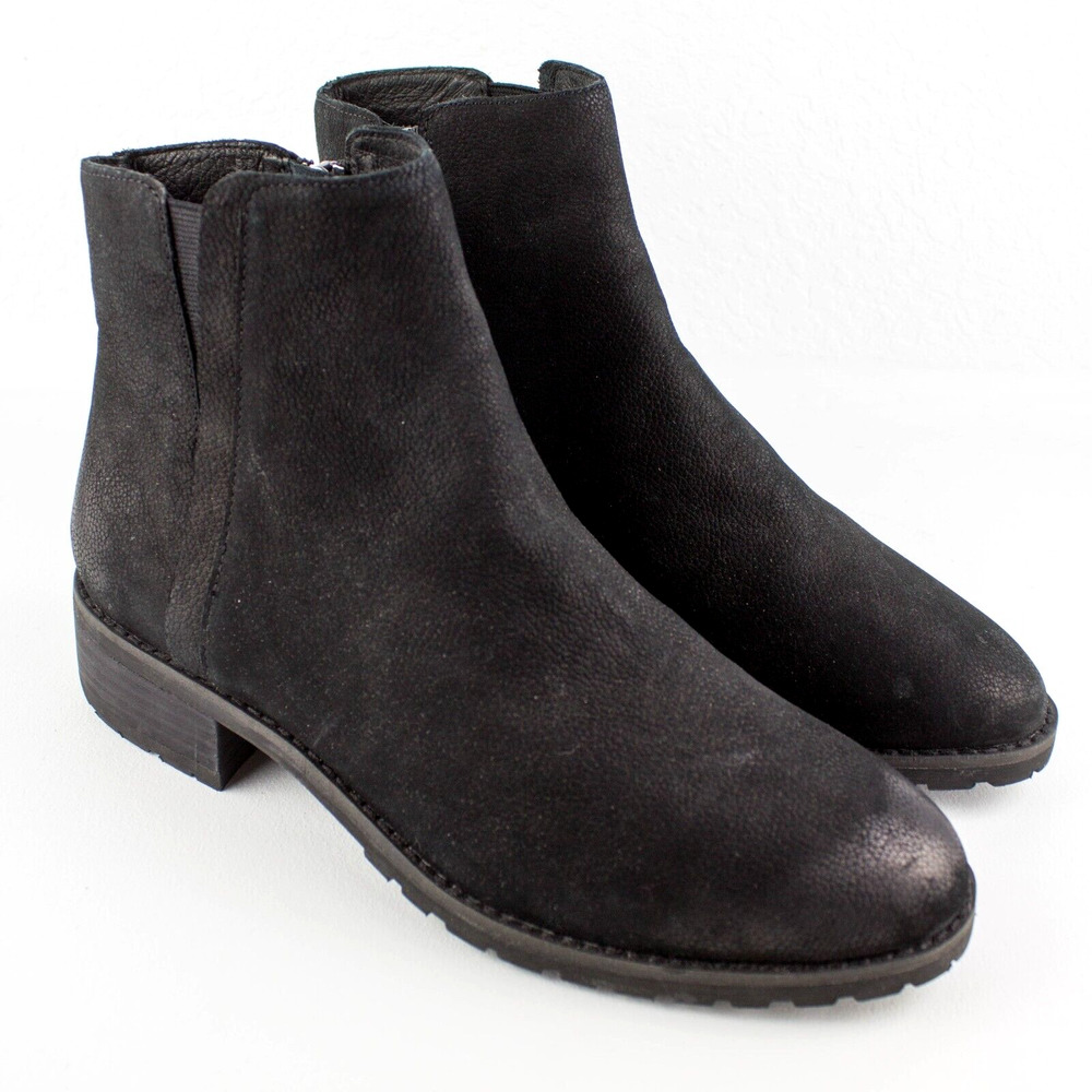Caslon Ollie Water Resistant Nubuck Leather Ankle Boots Womens SIZE 6.5 - Picture 1 of 5